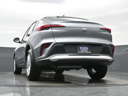 Used 2025 Buick Envista Preferred w/ Convenience II Package FWD image 28