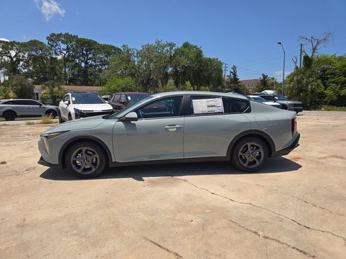 New 2026 Kia K4 FWD image 5