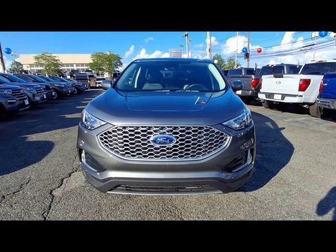 Used 2024 Ford Edge SEL w/ Convenience Package AWD/4WD image 3