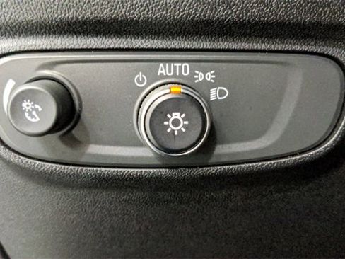 Certified 2019 Chevrolet Equinox LS w/ LS Convenience Package image 48