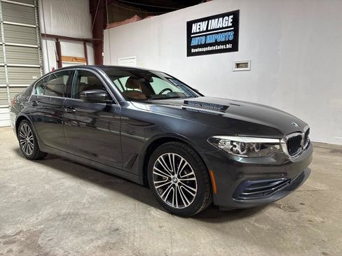 Used 2019 BMW 530i xDrive w/ Convenience Package AWD/4WD image 9