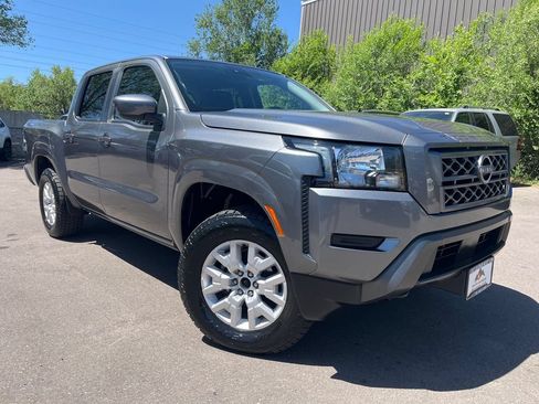 Used 2022 Nissan Frontier SV AWD/4WD image 1