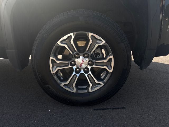 Used 2026 GMC Sierra 1500 SLT RWD image 7