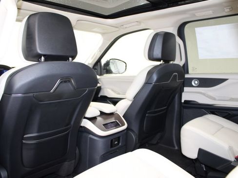 New 2027 Lincoln Navigator L Reserve RWD image 28