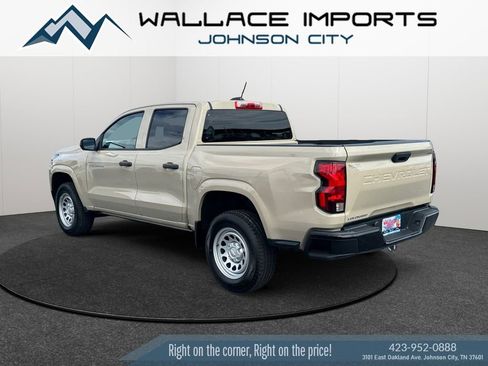 Used 2023 Chevrolet Colorado W/T RWD image 3