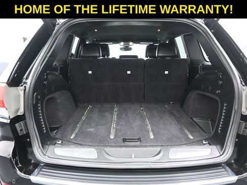 Used 2017 Jeep Grand Cherokee Limited image 41