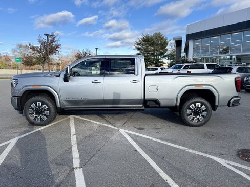 New 2026 GMC Sierra 2500 Denali w/ Denali Reserve Package image 2