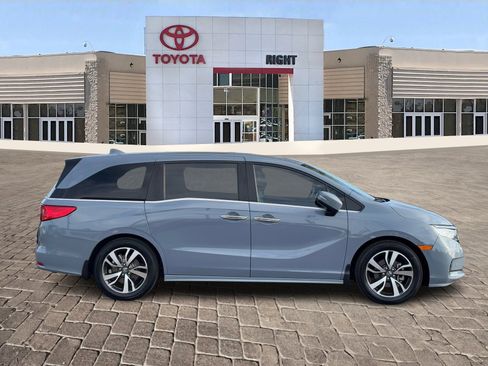 Used 2023 Honda Odyssey Touring image 8