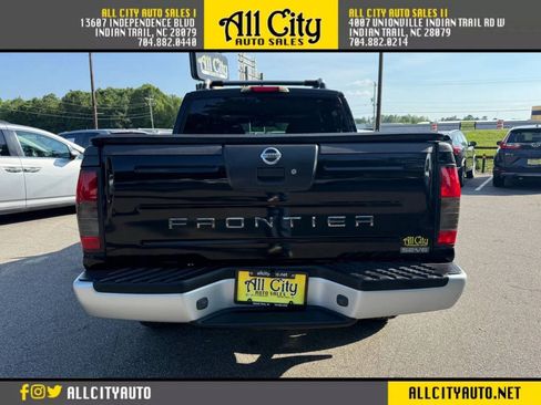 Used 2003 Nissan Frontier SE RWD image 6