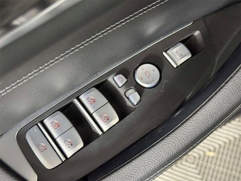 Used 2023 BMW X3 xDrive30i w/ M Sport Package image 18