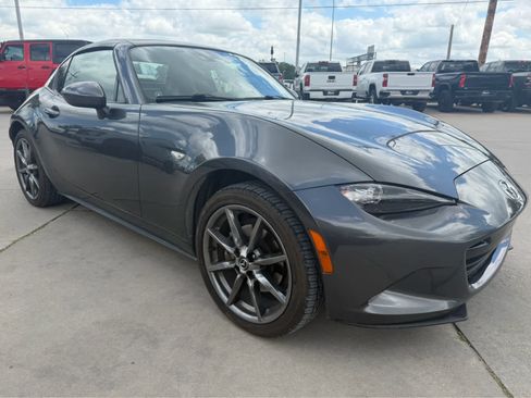 Used 2017 MAZDA MX-5 Miata RF Grand Touring RWD image 5