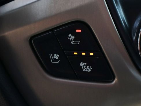 Used 2018 GMC Sierra 2500 Denali w/ Duramax Plus Package image 32