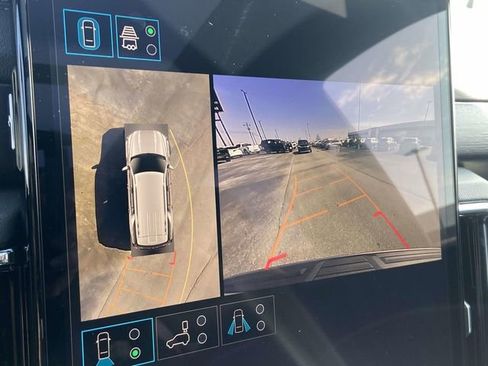 Certified 2026 GMC Yukon Denali w/ Sun & Power Step Package image 22