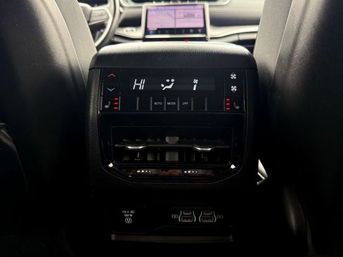 Used 2021 Jeep Grand Cherokee L Limited image 34