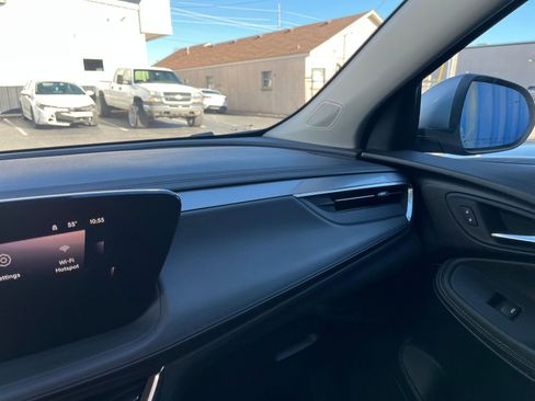 Used 2025 Buick Encore GX Preferred image 33