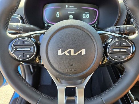 Certified 2025 Kia Soul EX image 22