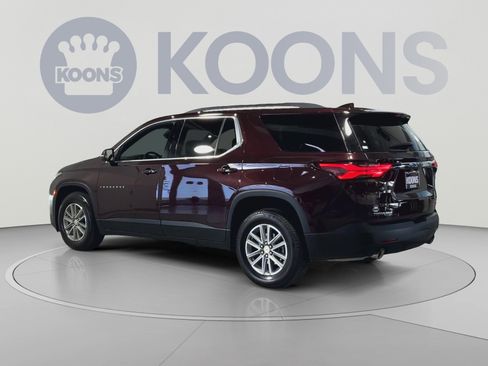 Used 2023 Chevrolet Traverse LT FWD image 8