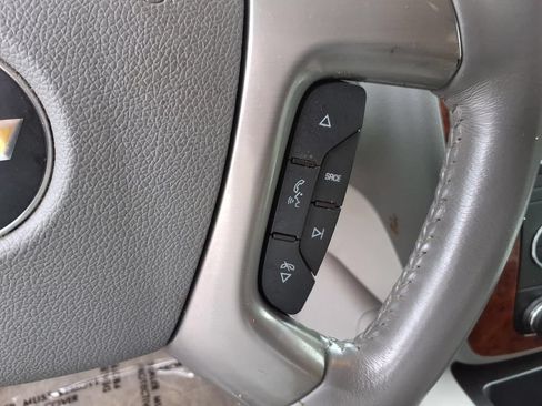 Used 2013 Chevrolet Tahoe LT w/ Luxury Package AWD/4WD image 10