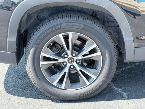 Used 2019 Toyota Highlander LE FWD image 33