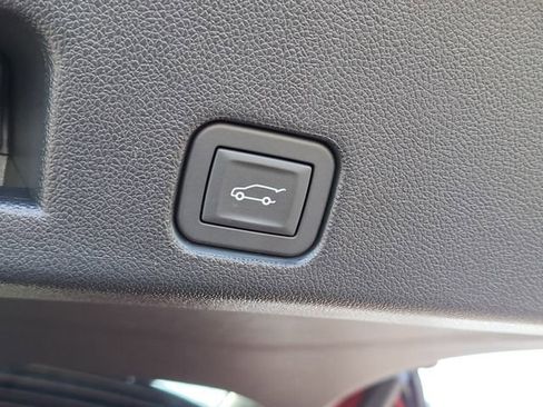 Used 2026 Buick Enclave Sport Touring w/ Super Cruise Package image 6