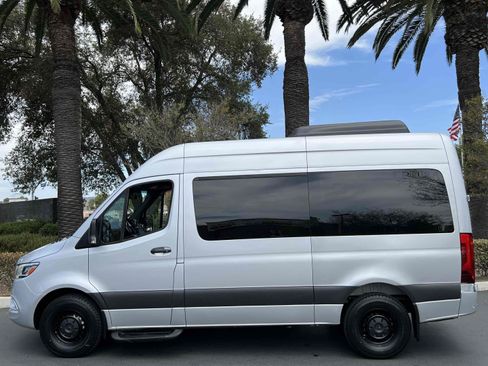 Used 2023 Mercedes-Benz Sprinter 2500 image 22