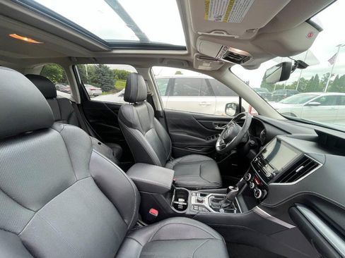 Used 2019 Subaru Forester Limited AWD/4WD image 4