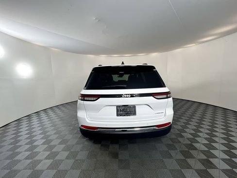 New 2025 Jeep Grand Cherokee Laredo image 7