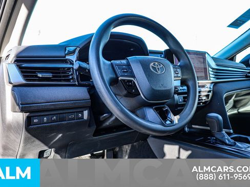 Used 2025 Toyota Camry LE image 23
