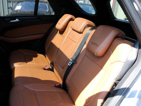 Used 2018 Mercedes-Benz GLE 43 AMG 4MATIC image 29