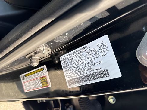 Used 2025 Honda Ridgeline RTL image 38