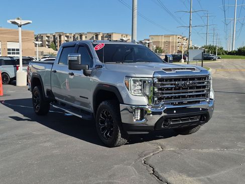 Used 2021 GMC Sierra 3500 SLT w/ SLT Premium Package AWD/4WD image 8