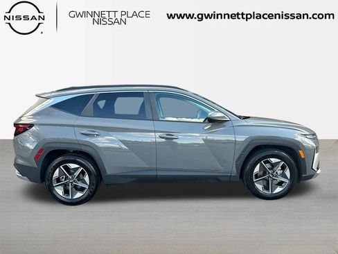 Used 2025 Hyundai Tucson SEL image 4