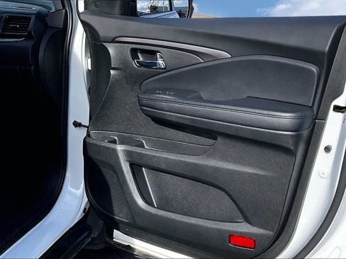 Used 2022 Honda Pilot Special Edition image 23