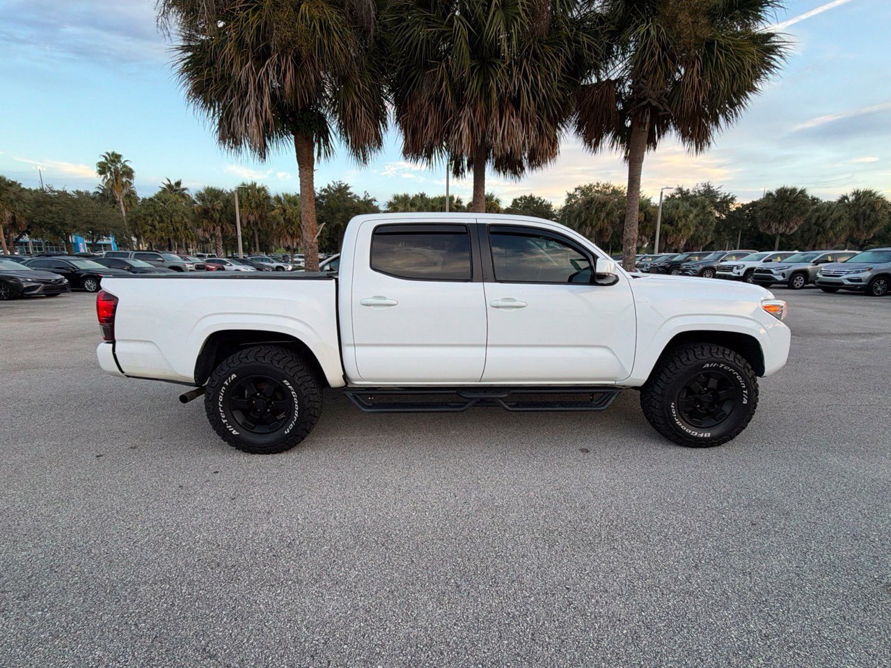 Used 2019 Toyota Tacoma SR w/ SR Convenience Package RWD image 4