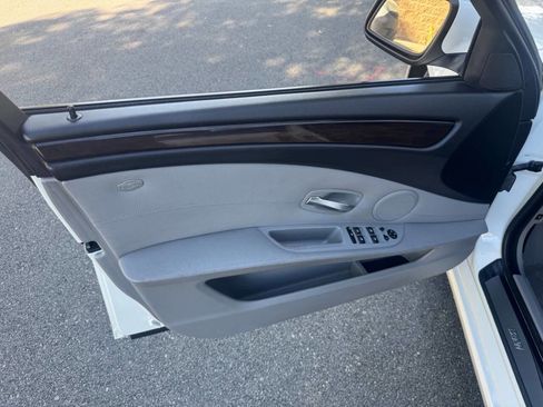Used 2010 BMW 535i Sedan image 10