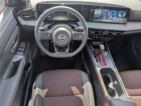 New 2026 Nissan Kicks SR image 7