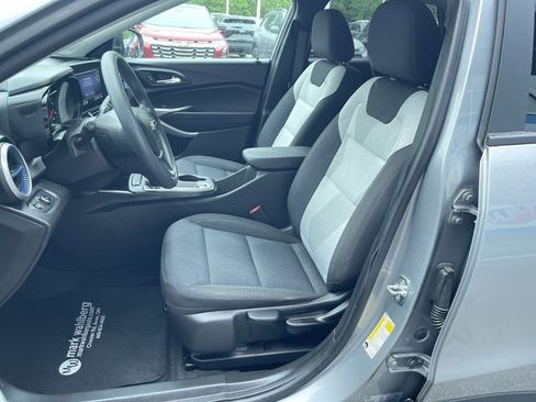 Certified 2024 Chevrolet Trax LS FWD image 18