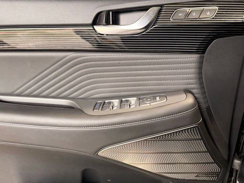Used 2024 Hyundai Palisade Calligraphy FWD image 22