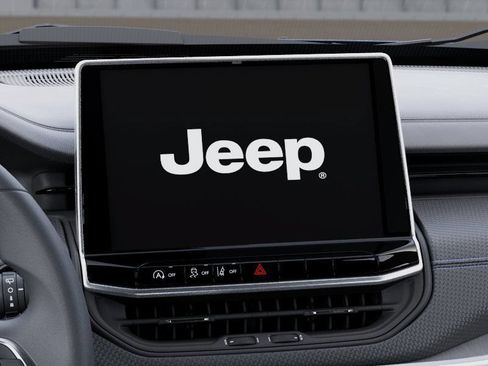 New 2026 Jeep Compass Latitude AWD/4WD image 16