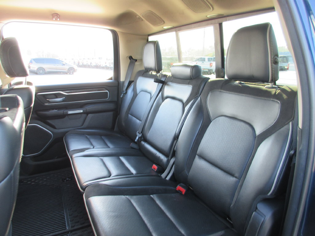 Used 2020 RAM 1500 Laramie AWD/4WD image 23