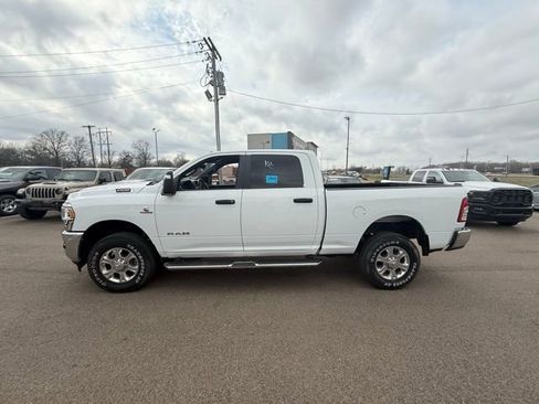 Used 2024 RAM 2500 Big Horn w/ Off Road Package image 4