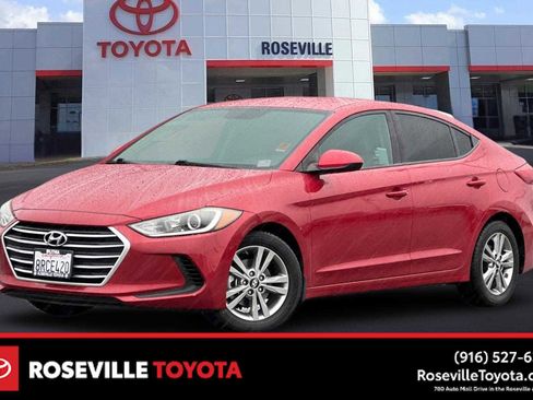 Used 2018 Hyundai Elantra SEL image 1