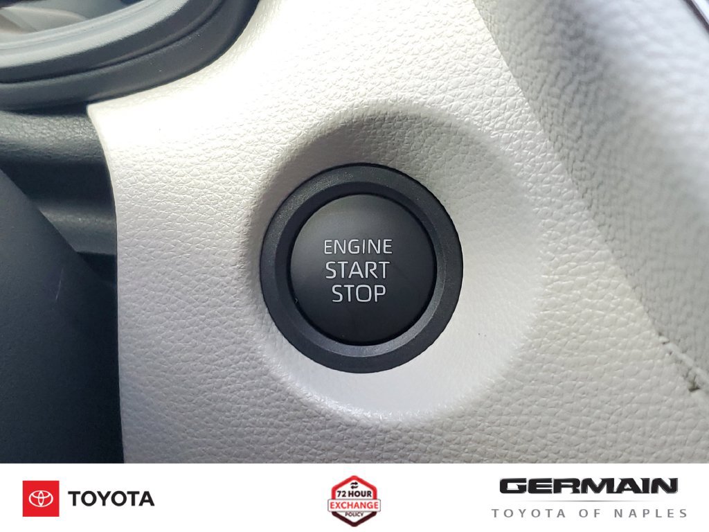 New 2026 Toyota Corolla Cross LE FWD image 30