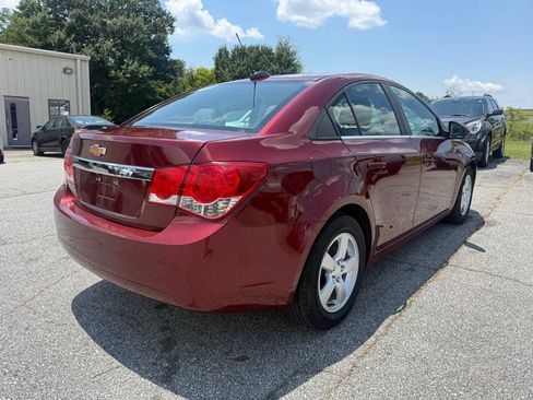 Used 2016 Chevrolet Cruze LT w/ Technology Package FWD image 7