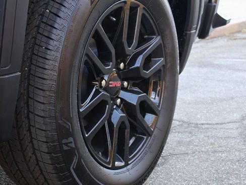 New 2026 GMC Sierra 1500 Elevation w/ LPO, Elevation Black Package image 46