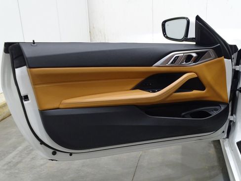 Used 2024 BMW 430i Convertible w/ Convenience Package image 19