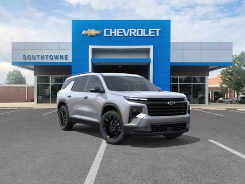 New 2026 Chevrolet Traverse LT w/ Midnight/Sport Edition FWD image 25