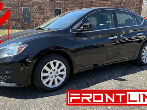 Used 2017 Nissan Sentra SV image 1