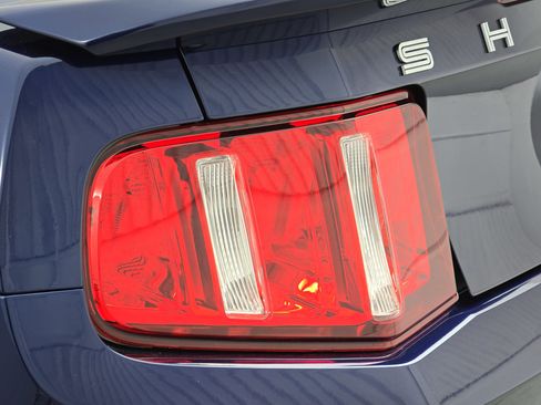 Used 2012 Ford Mustang Shelby GT500 w/ SVT Performance Pkg image 32