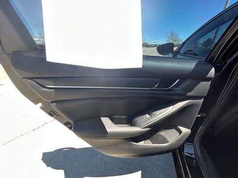 Used 2021 Honda Accord Sport image 25